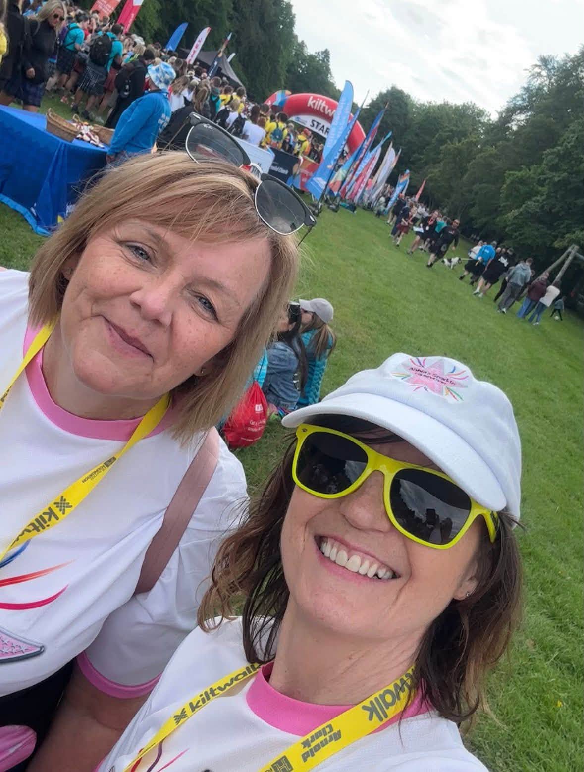 Team Sparkle complete the Aberdeen Kiltwalk